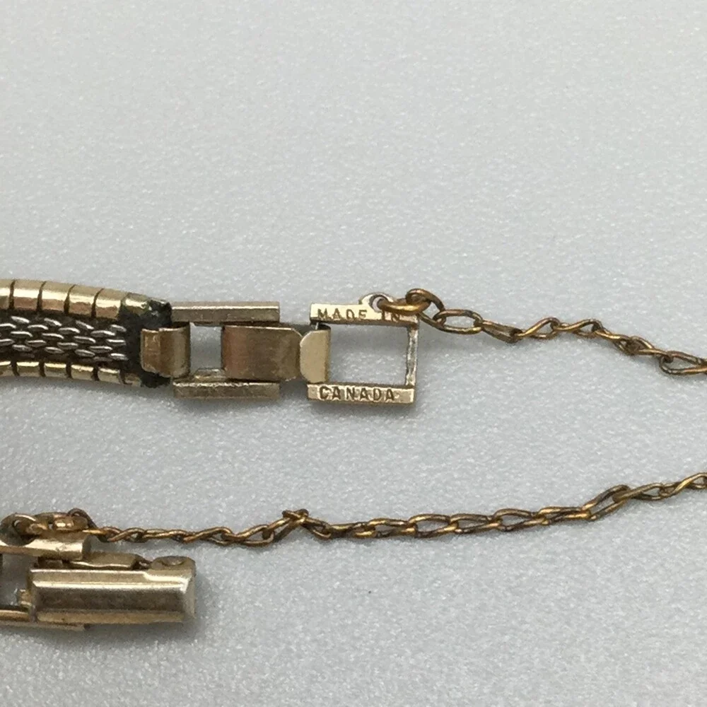 Vintage Voltaire Womens Watch 19mm Gold Tone 21 Jewels Swiss Mechanical 5.5